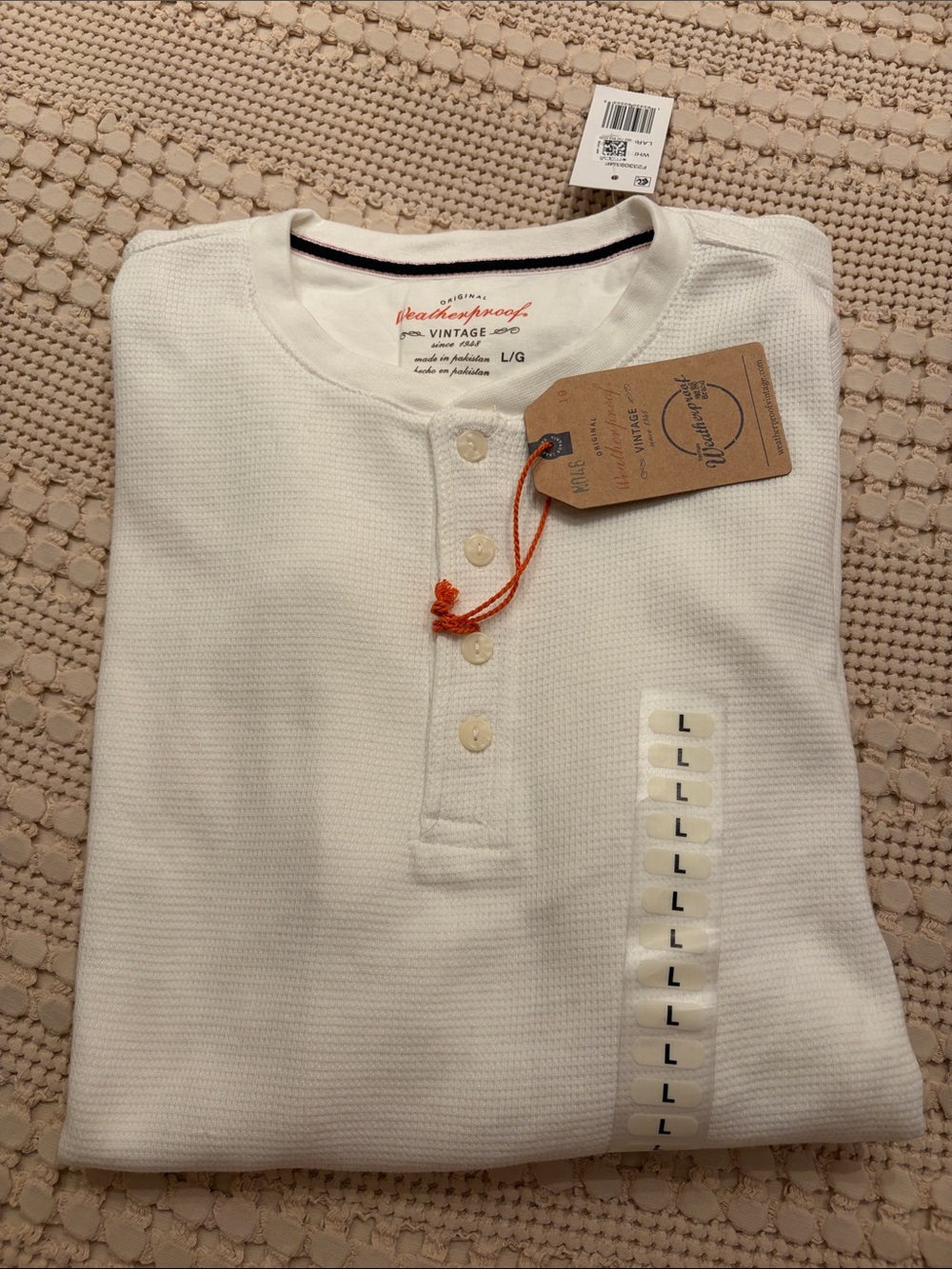 Weatherproof Vintage Men's White Long-Sleeve Henley - Picture 5 of 7